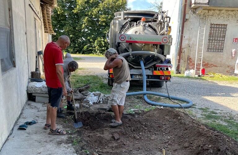 Servizio di Pronto Intervento Autospurgo di Alta Qualità